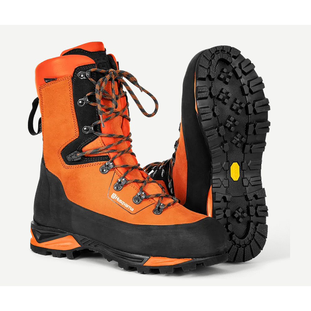 Ādas zābaki ar pretiezāģējuma aizsardzību, Technical 24