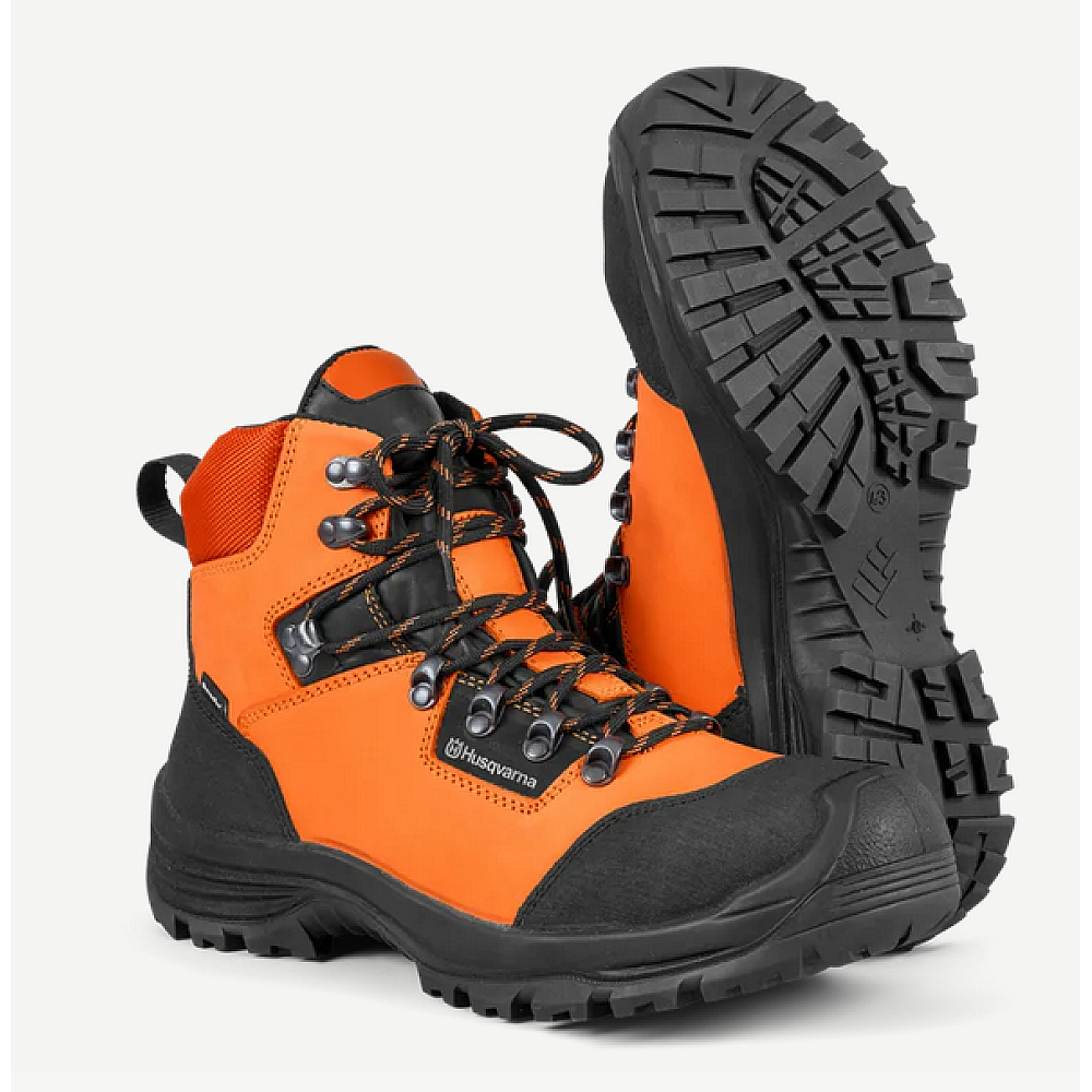 Darba zābaki Technical Light, ādas